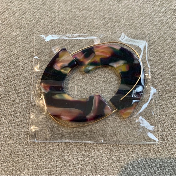 Agate Effect Resin Drop Hoop Earrings - Picture 2 of 3